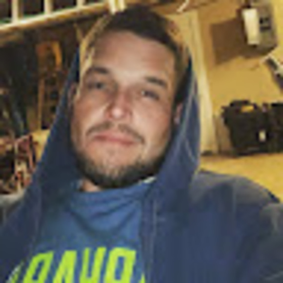 Meet your Posher, Nic - Picture 1 of 1